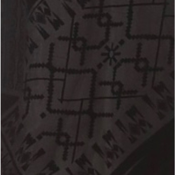 Black. Sleeveless. Slightly Plunge.Embroidered Detail. Pattern on inside. - Picture 3 of 3